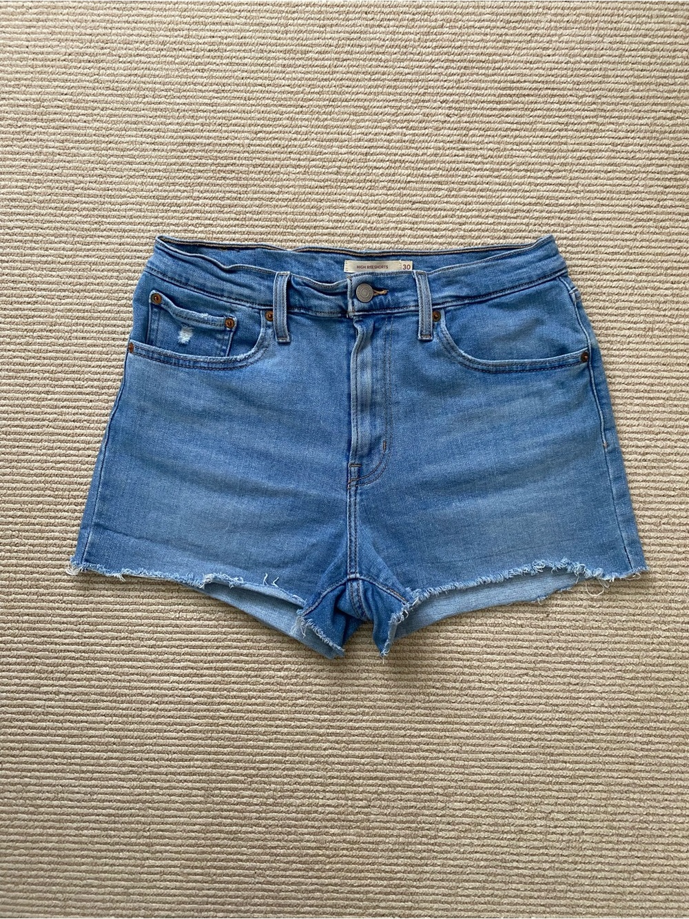 Levi's Jean Shorts High Rise Cutoff Distressed Denim Festival Beach Classic 30